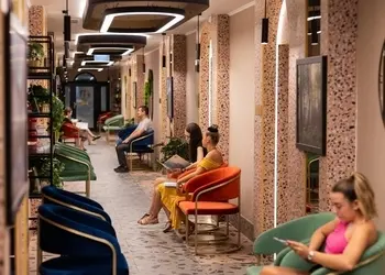 A szint folyosó