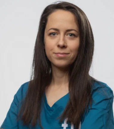 Dr. Baksa Nikoletta